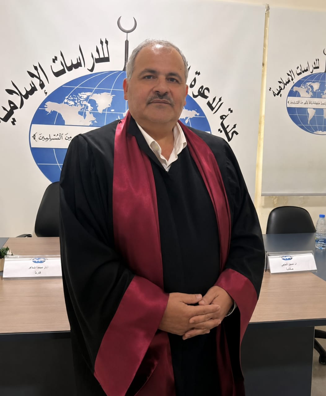 كلمة حق في أطروحة استثنائية