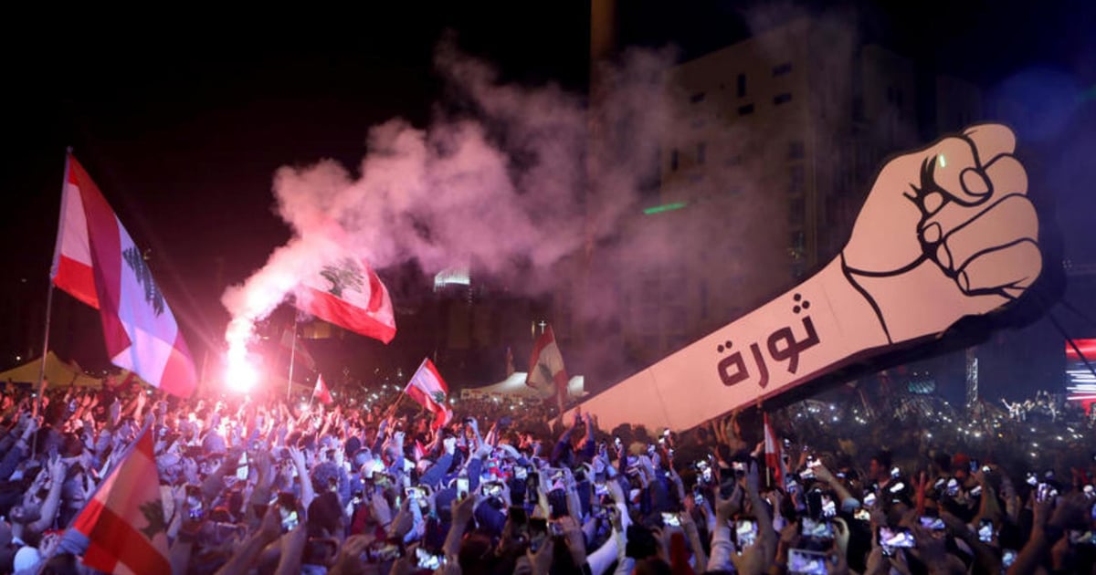 السارقون وثورة 17 تشرين