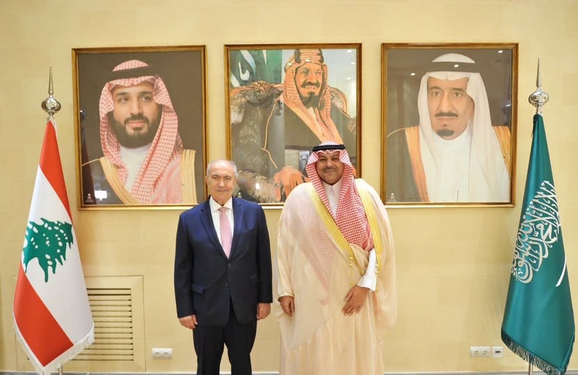 السفير السعودي التقى مخزومي