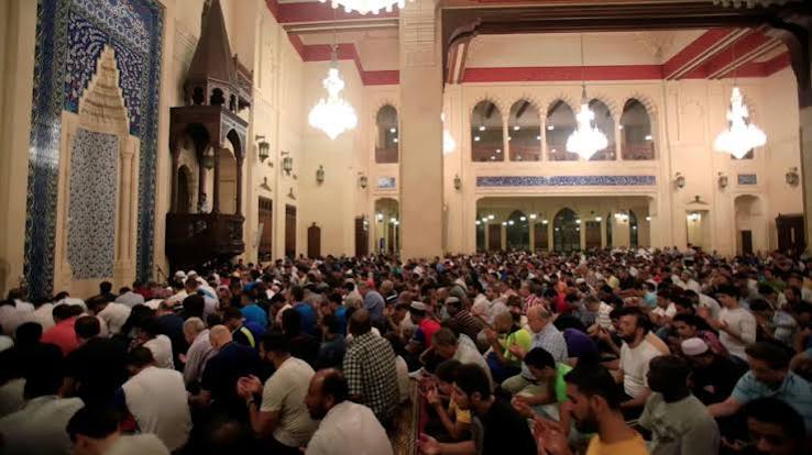خطباء الجمعة يستنكرون الاعتداء على مكة المكرمة