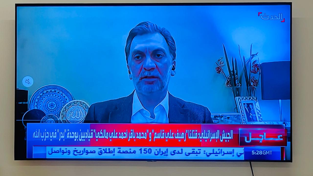 النائب منيمنة وآثار السجود؟