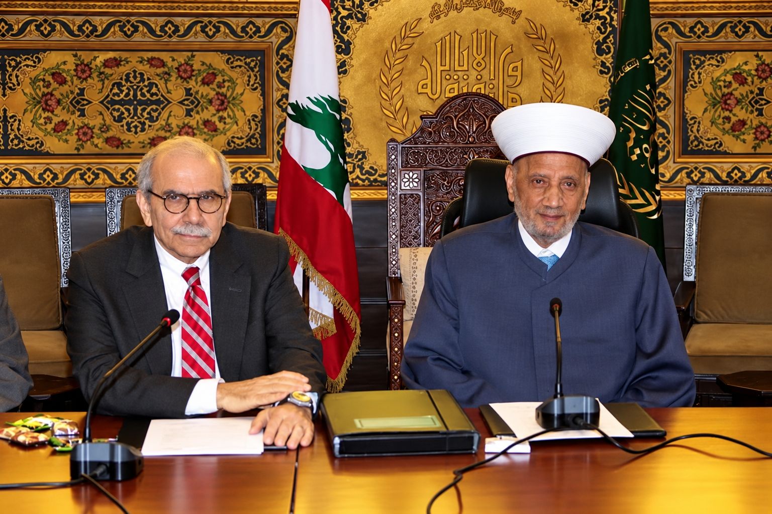 هل يقع رئيس الحكومة في فخ الممددين؟(3/3)