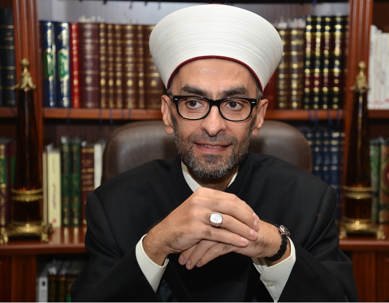 من رشّح الشيخ عبد الرحمن للإفتاء؟