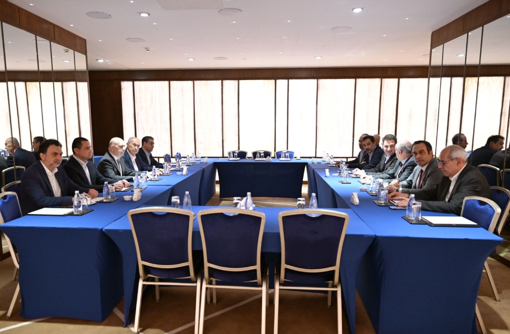 تضامن نيابي بيروتي مع نواف سلام