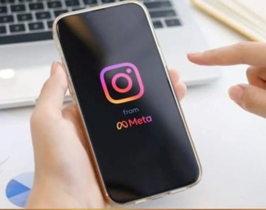 قرصنة حساب عباس ابراهيم ووديع الخازن